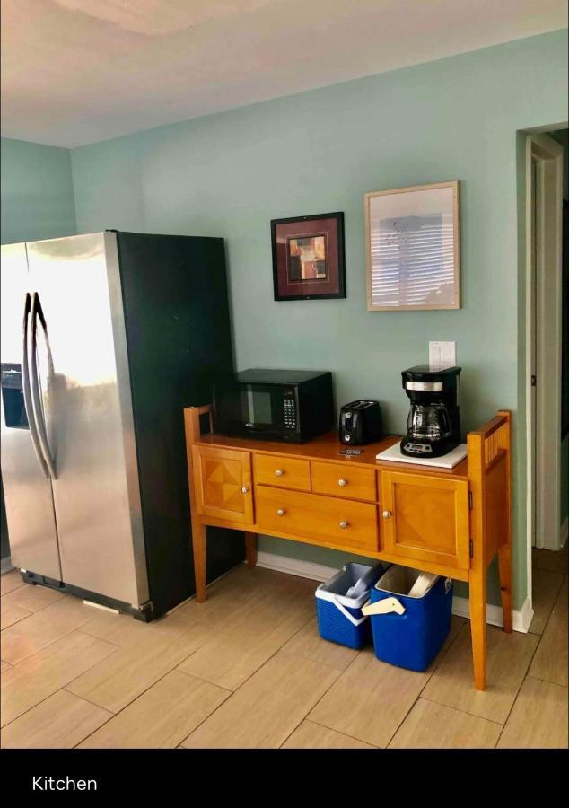 Cheerful Home With One Bedroom 珊瑚角 外观 照片